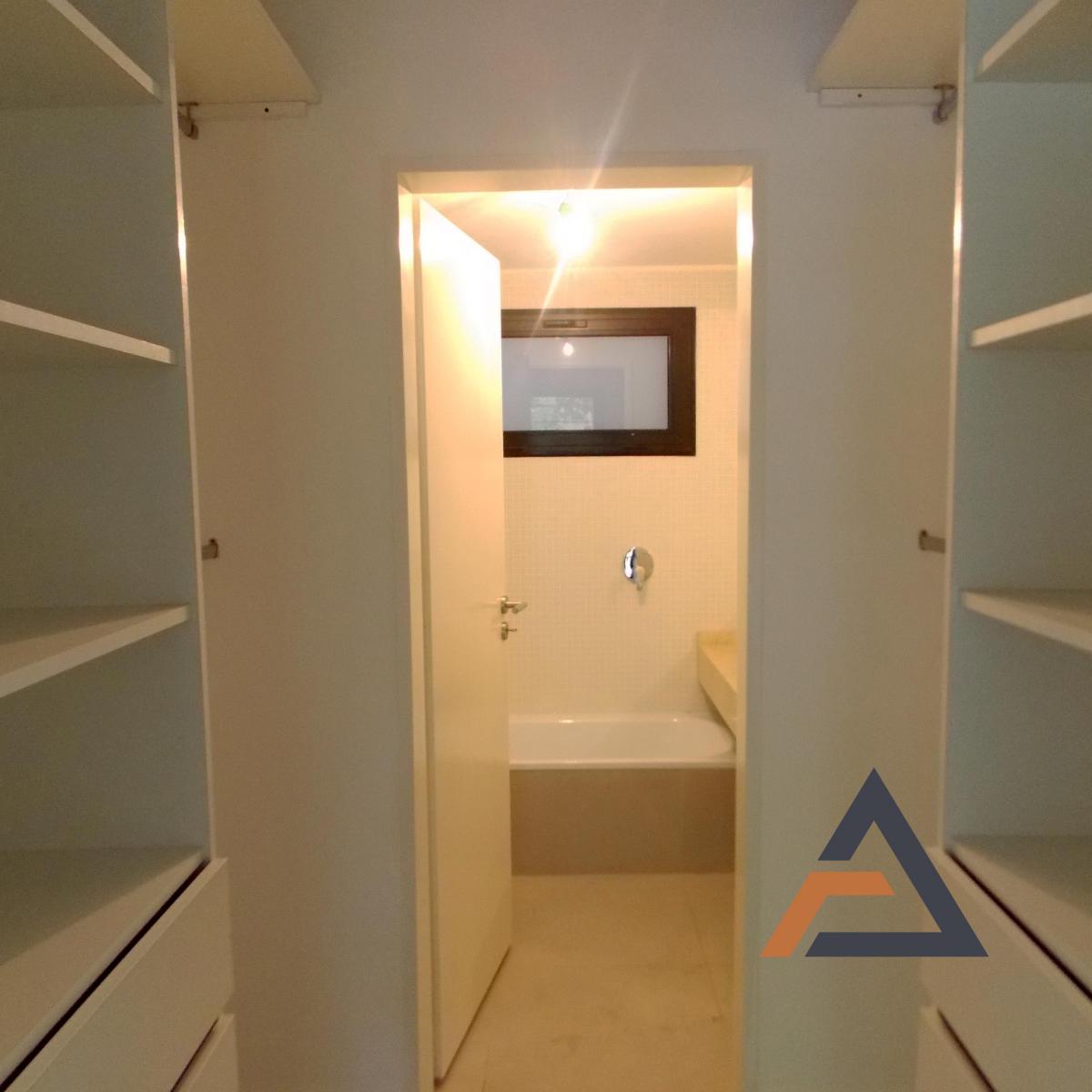Departamento Tomkinson — toilette